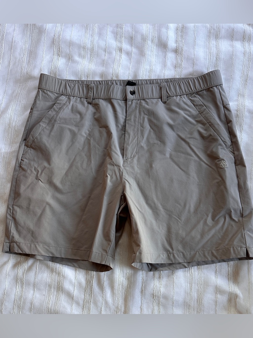 HAIMONT Men’s 7” Performance Shorts Khaki XL